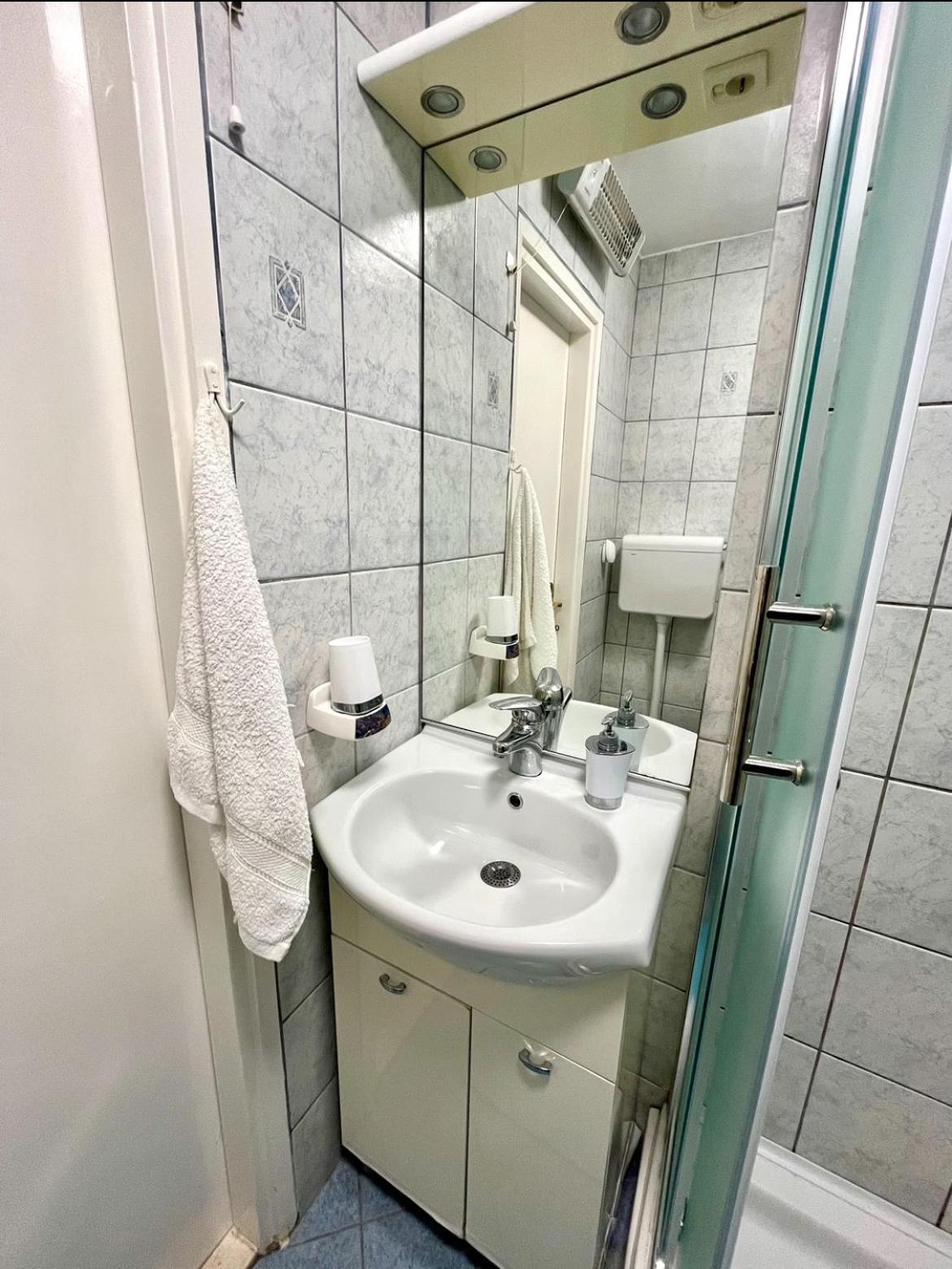 Vemar Apartment - Near The Beach, Private Parking Dubrovnik Exterior photo